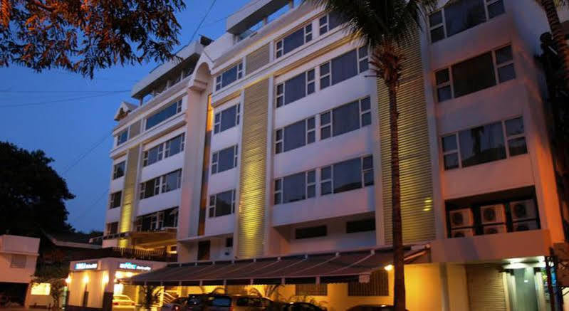 Kapila Business Hotel Pune Ngoại thất bức ảnh